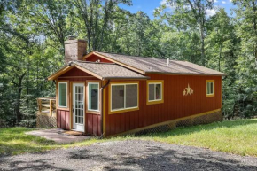 Cabin, Hot Tub, Firepit, Grill, Wifi, Dog-Friendly